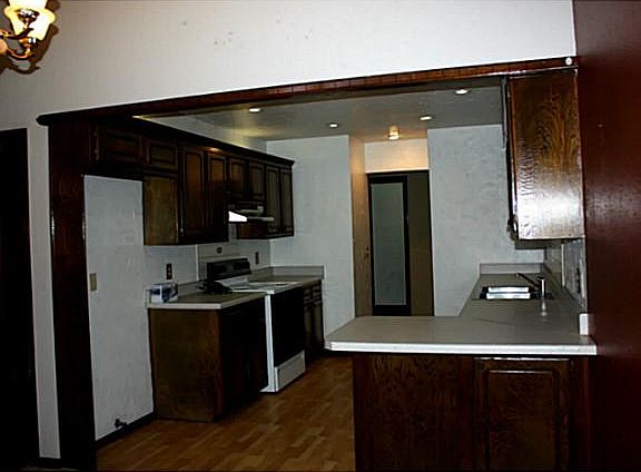 5th image of 8208 NW 6th St