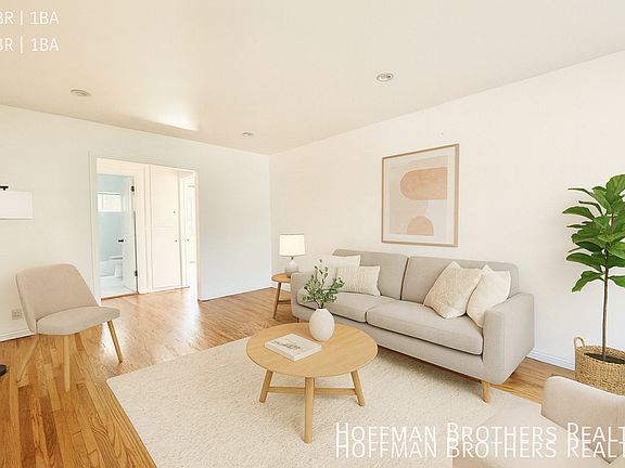 5th image of 11153 1/2 La Maida St