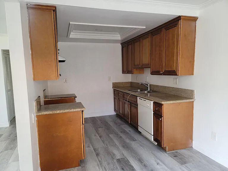 3959 W McFadden Ave #A — Photo 9