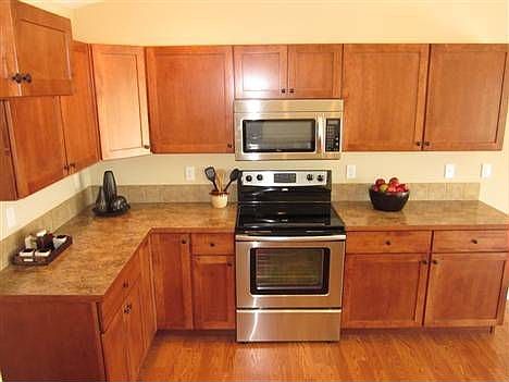 5th image of 343 N Newark Ave