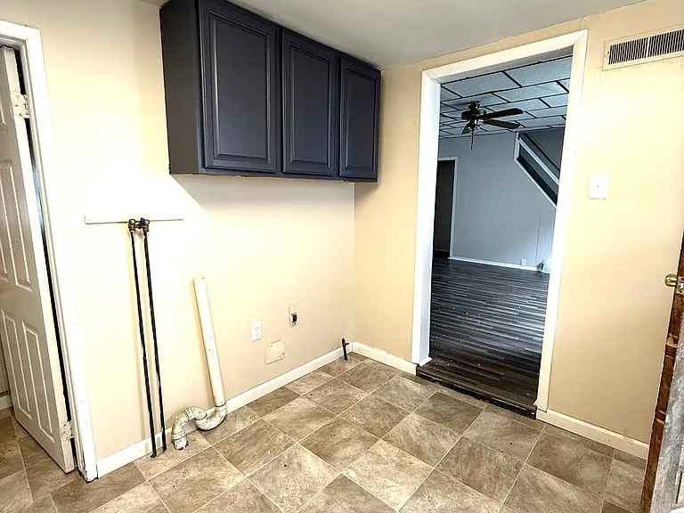 37 Green St — Photo 2