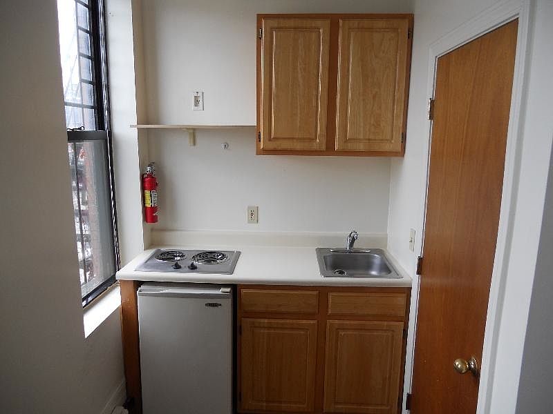 2nd image of 119 Berkeley St APT 054