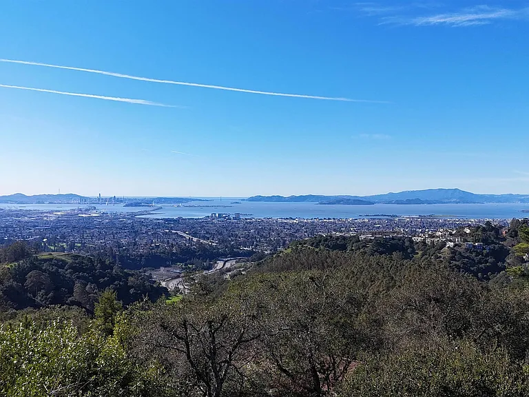 6100 Skyline Blvd — Photo 22