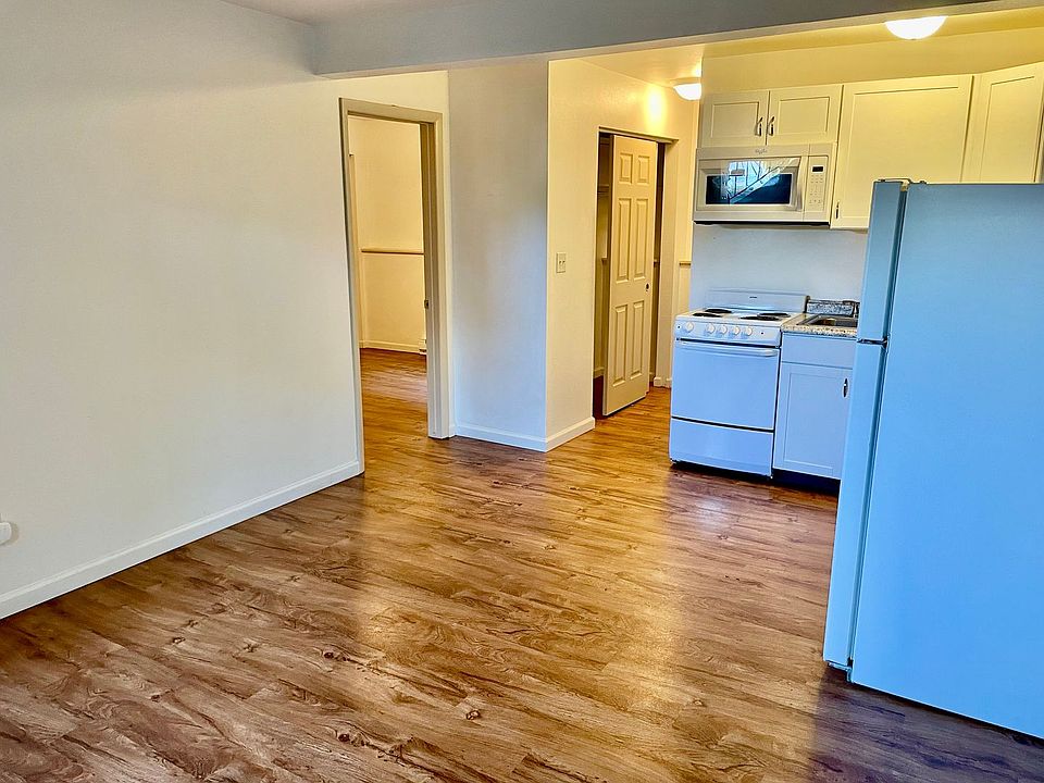 1st image of 715 Parker St APT 1F
