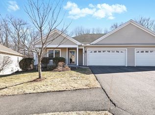 71 Cherry Dr #71, Wilbraham, MA 01095