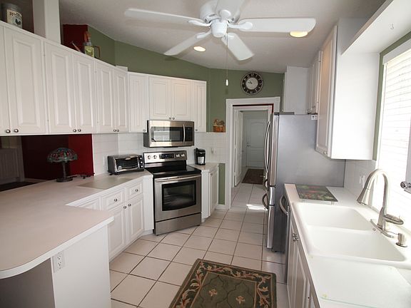 4th image of 1756 SW Shady Lake Ter