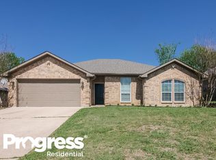 1812 Cancun Dr, Mansfield, TX 76063