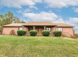 3744 Hazelton Etna Rd SW, Pataskala, OH 43062