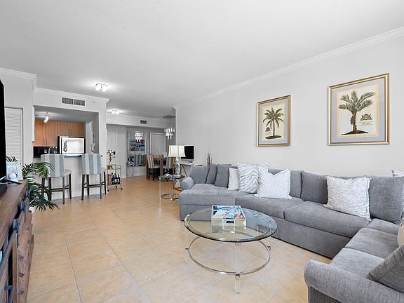 3rd image of 511 SE 5 Avenue #1409