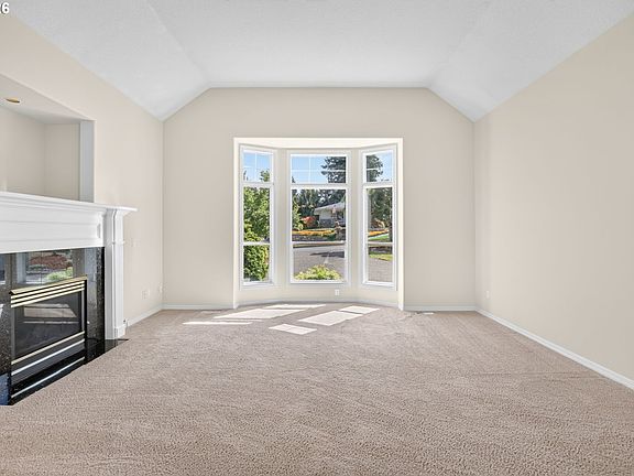 5th image of 285 SE Avondale Way