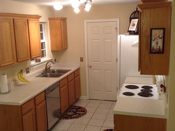 5th image of 900 SW Navajo Dr