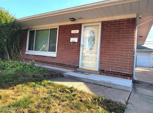 1166 E Kalama Ave, Madison Heights, MI