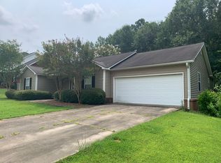 2705 Cunningham Ct, Opelika, AL 36801