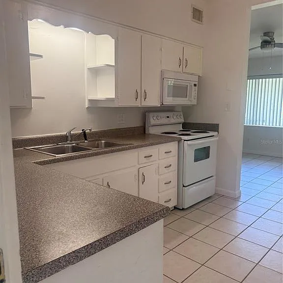 8 E Evans St #8 — Photo 6