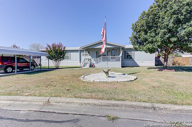 1st image of 545 Gatewood Cir