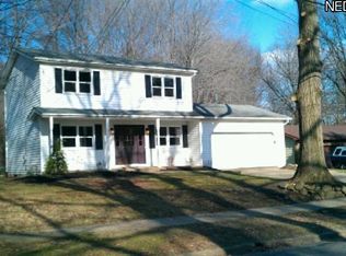 262 Nutwood Dr, Tallmadge, OH