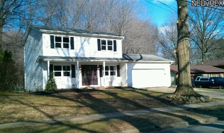 262 Nutwood Dr photo 1