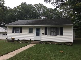 511 School St, Winona Lake, IN 46590