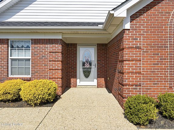 4th image of 202 Autumn Glen Dr