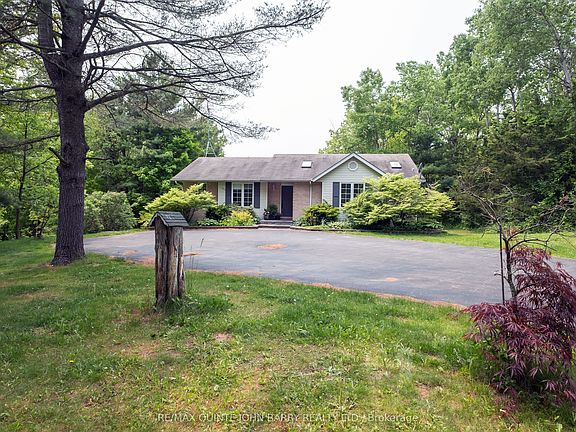 2nd image of 524 Christiani Rd