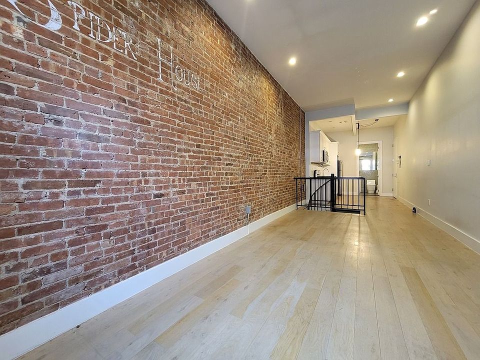 1st image of 1092 Bedford Ave #1