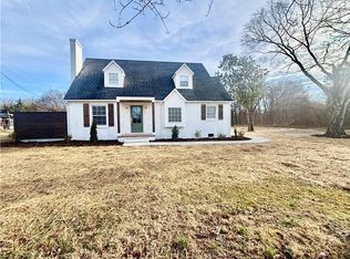 1147 Johnsontown Rd, Thomasville, NC 27360