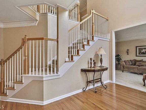 5th image of 150 Millhaven Lndg