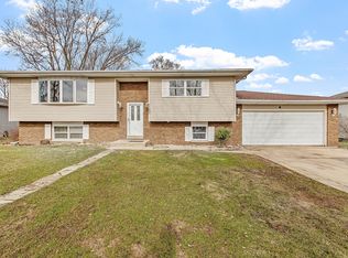 3180 Saint Julian St, Portage, IN 46368