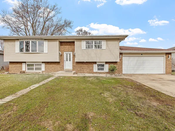 3180 Saint Julian St, Portage, IN 46368