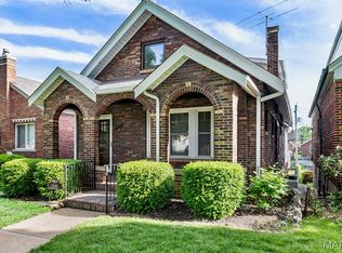5638 Murdoch Ave, Saint Louis, MO 63109