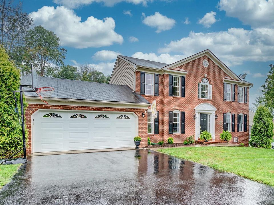 1st image of 6236 Sedgewick Dr