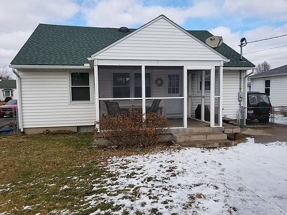 4th image of 654 Cedar St