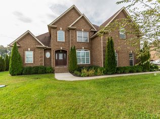 1143 Lila Dr, Murfreesboro, TN 37128
