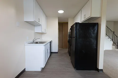 Robin Court Photo 1