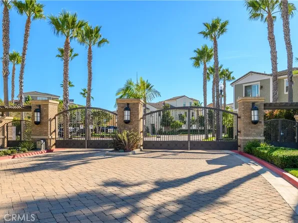 21383 Abigail Ln, Huntington Beach, CA 92646