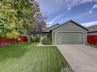 3265 SW Metolius Pl, Redmond, OR 97756