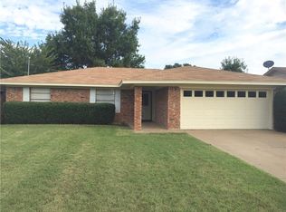 1117 Corvadura St, Graham, TX 76450