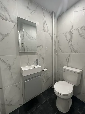 Rented by Peter R. Hungerford, LREB | media 17