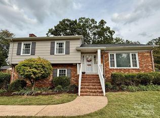 1258 Cambridge St, Gastonia, NC 28054