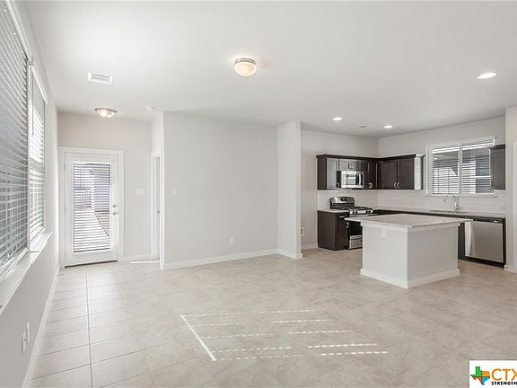 2nd image of 418 Hortus Dr