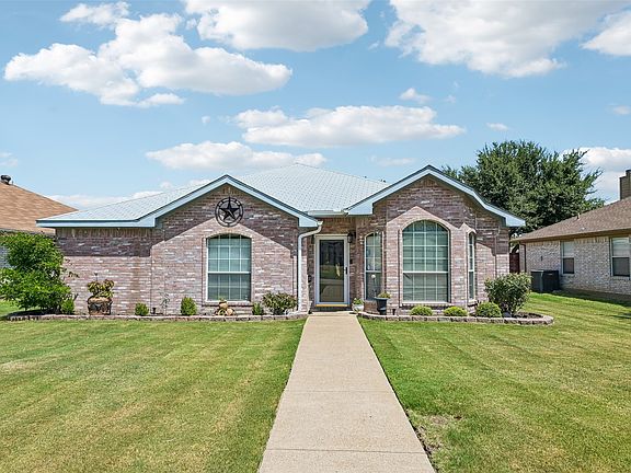 2nd image of 3209 Welch Ln