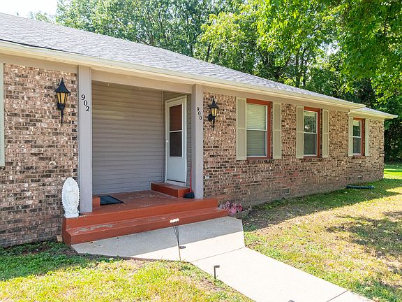 2nd image of 900 E Kirkwood Drive