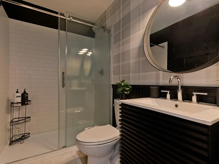 428 Ridgecrest Dr — Photo 3