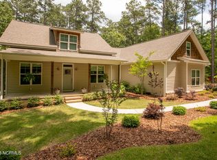 1659 E Indiana Ave, Southern Pines, NC 28387
