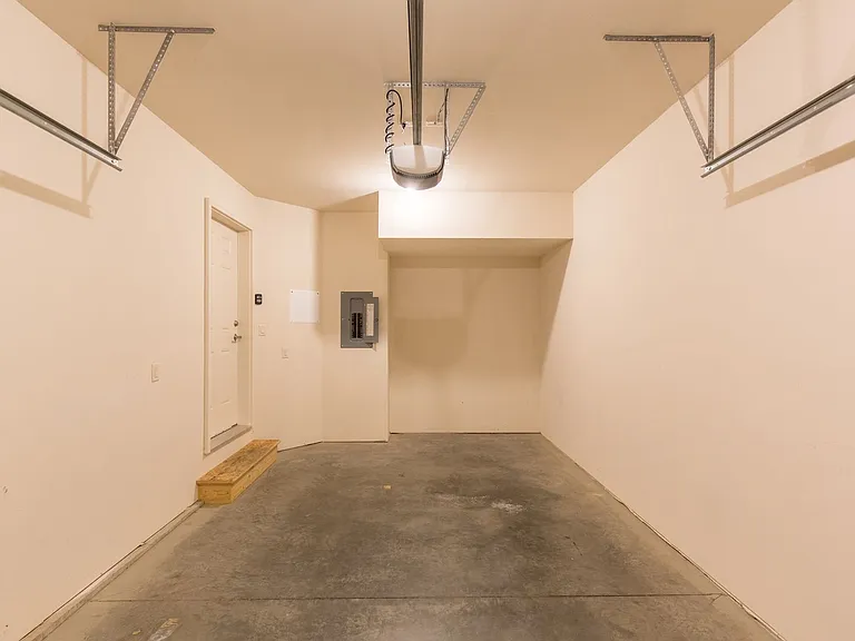 3350 Crater Lake Ave #A — Photo 38