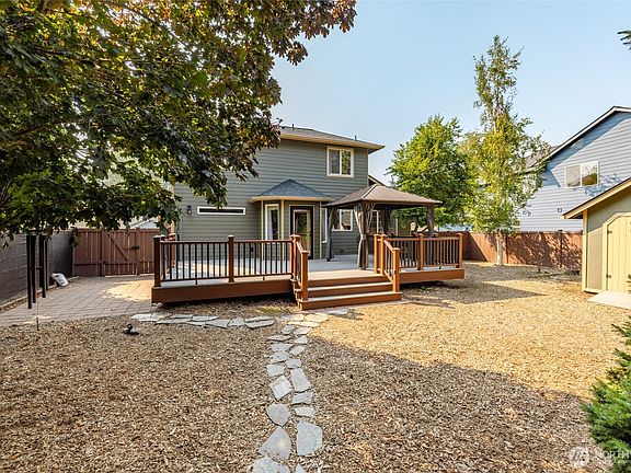 4th image of 1811 Copper Pond Place