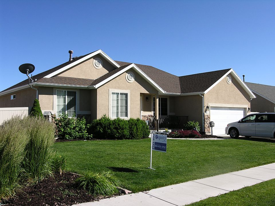 1st image of 327 W Sweet Corn Dr