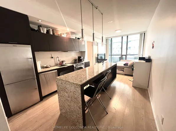 8 Charlotte St, Toronto, ON