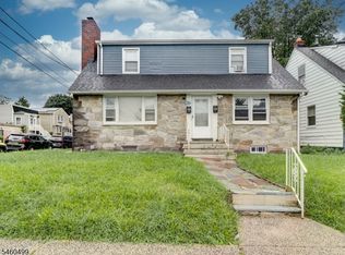 338 Nesbit Ter, Irvington, NJ 07111