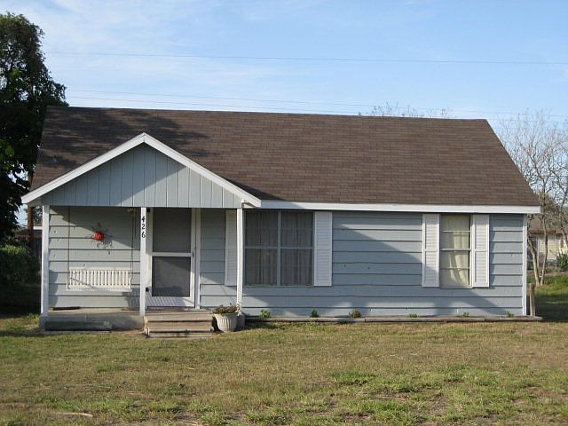 1st image of 426 Eloise Dr